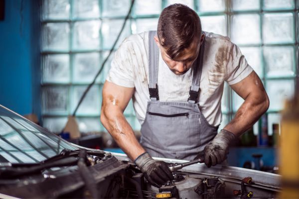 Common engine problems and fixes